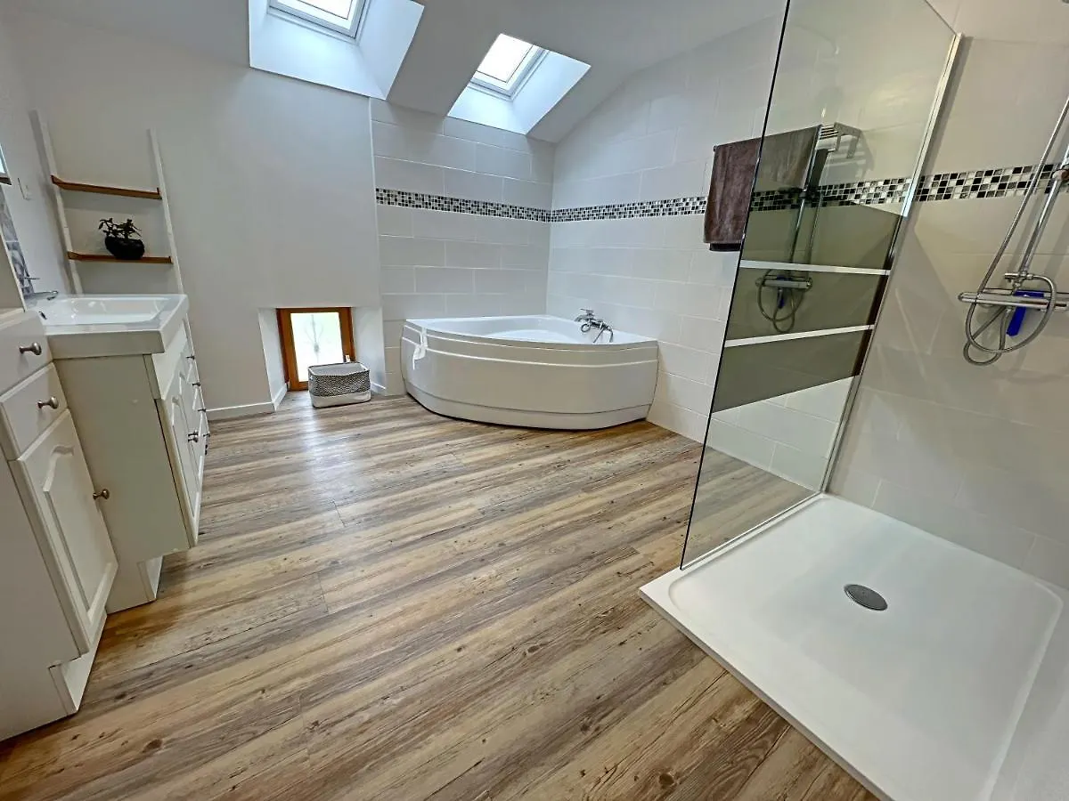 Maison Chaleureuse Avec Piscine Mazirot Holiday home